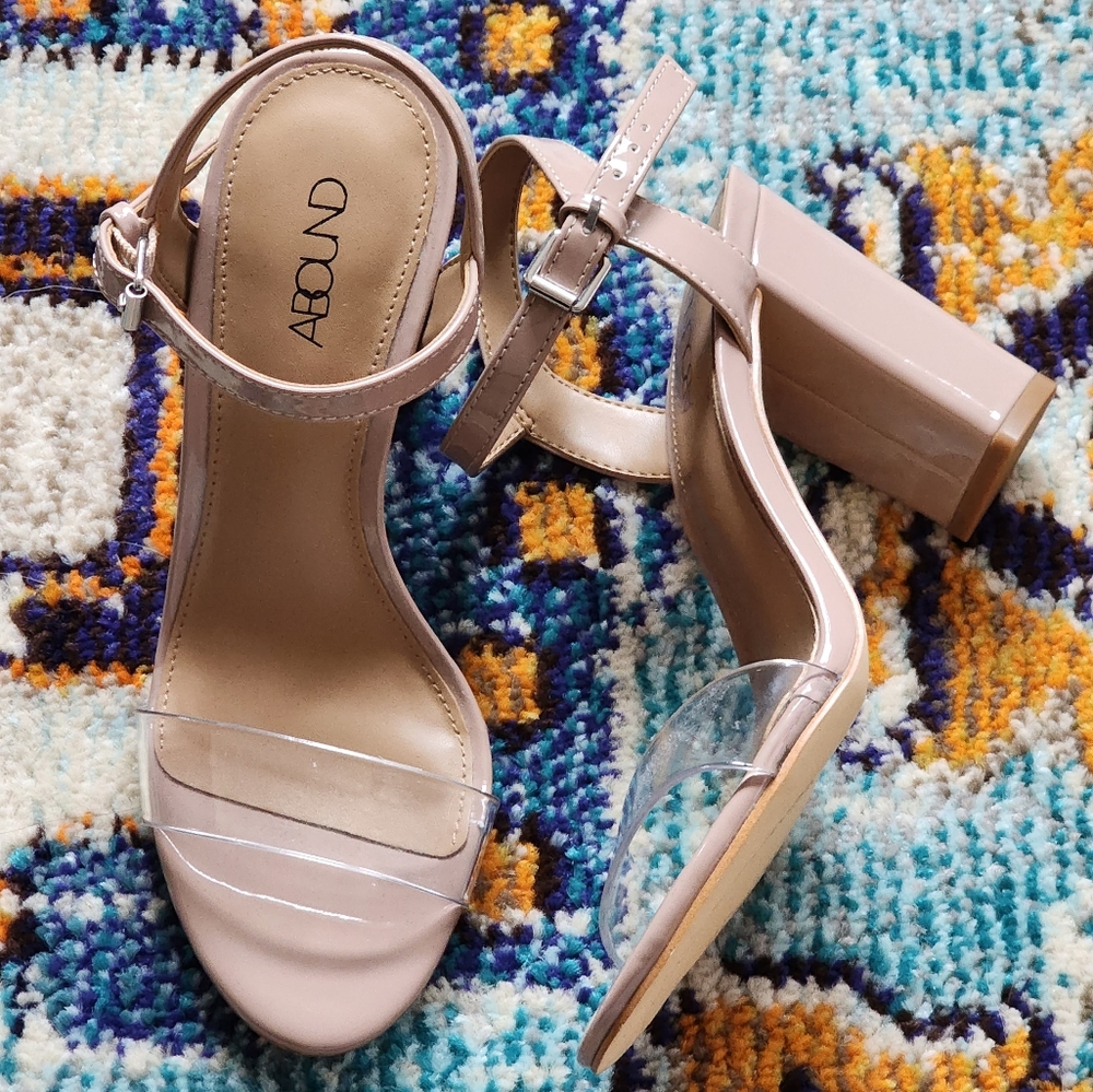 Abound block high heels size 5